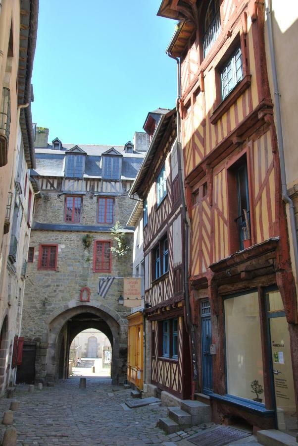 Bed and Breakfast Au Detour De Rennes Bruz Exterior foto